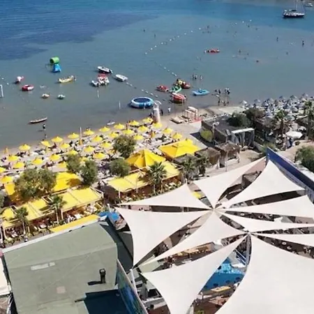 Sebastian Beach Residance *